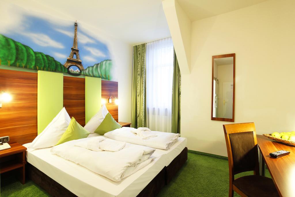 Warsteinerhof By Centro Comfort Colónia Quarto foto